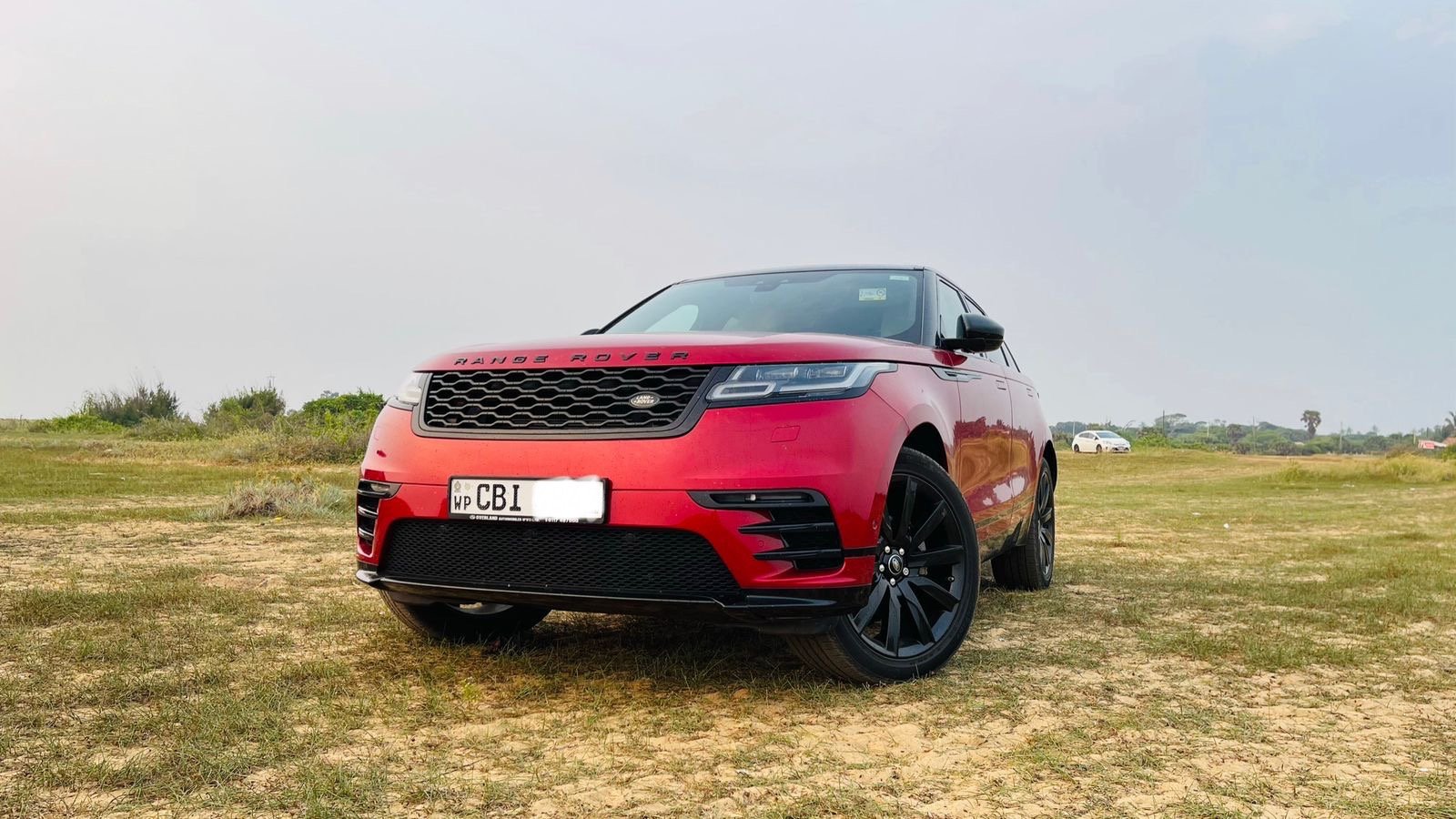 Range Rover Velar Firenze Red đź”´
