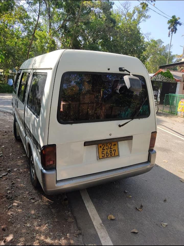 Mazda Bongo Van