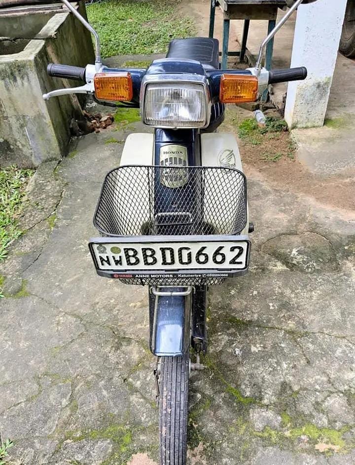 Honda Super Cub 90