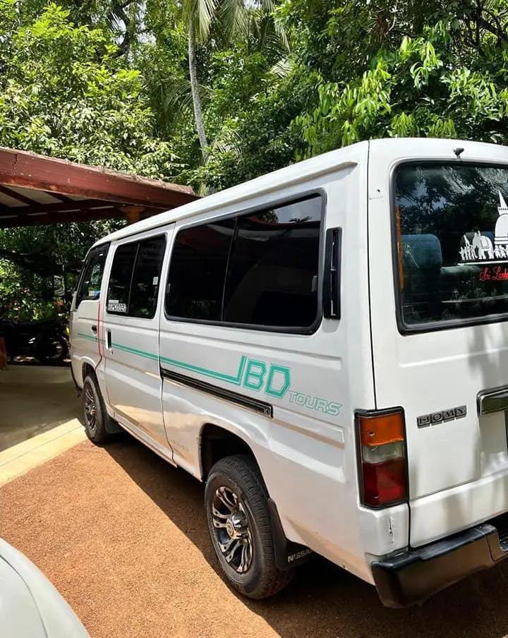 Nissan Caravan 1996