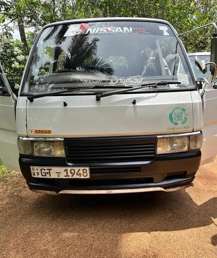 Nissan Caravan 1996