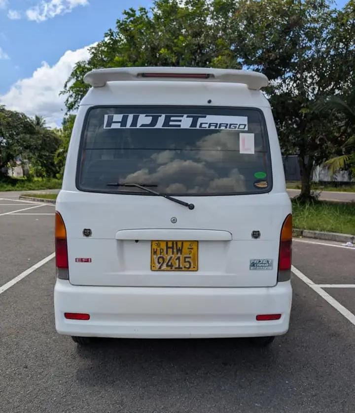 Daihatsu Hijet S200V