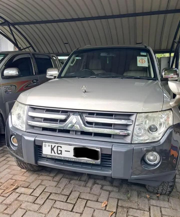 Mitsubishi Monero GLS