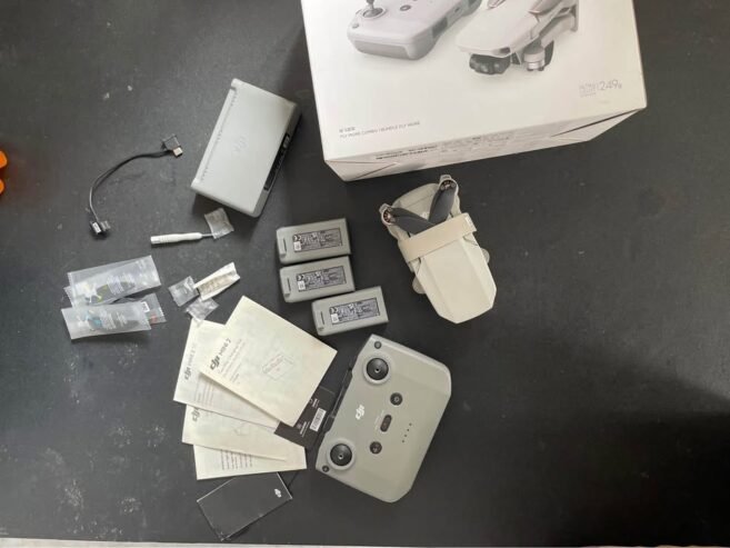 DJI mini 2 SE Fly more combo( Special Edition )